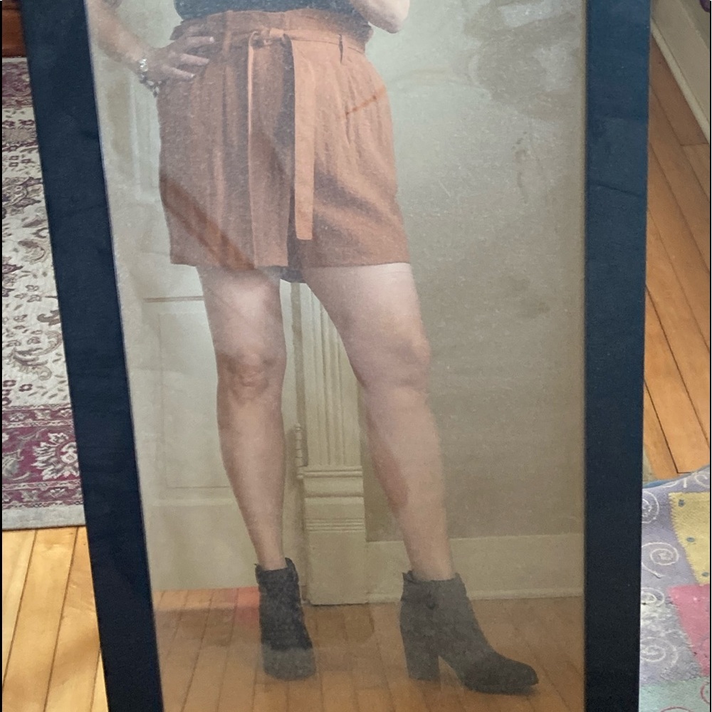 Boots - Picture 4 of 4